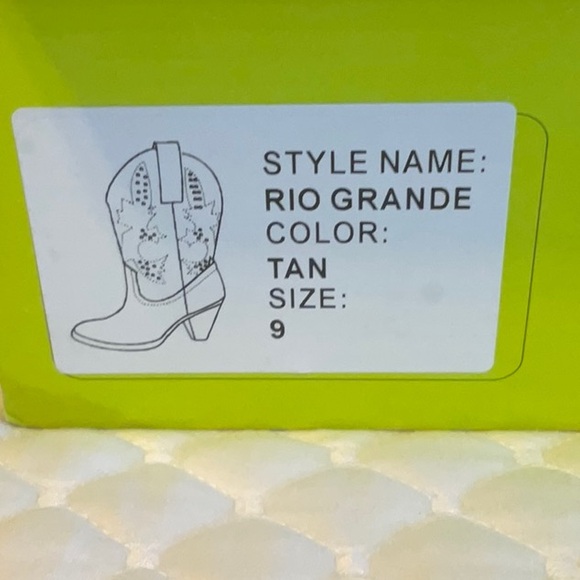Very VOLATILE Rio Grande Western Boots - Picture 5 of 6
